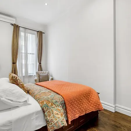 Apartment 3/2 Columbus Circle #3 New York
