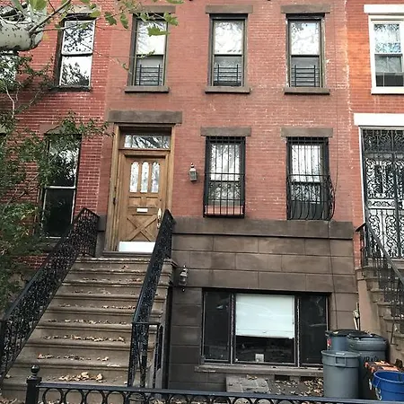 Apartment Local Living