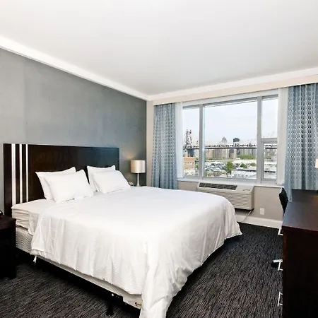 Hotel Wyndham Garden Long Island New York