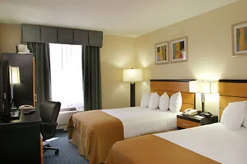 Express Kennedy Airport, An Ihg 3*