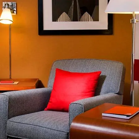 Four Points By Sheraton Downtown Hotel 3*
