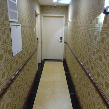 Quality Near Sunset Park Hotel 3*