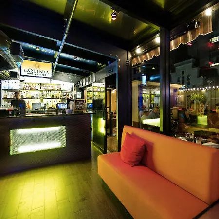 The At Fifth Avenue Hotel 3*