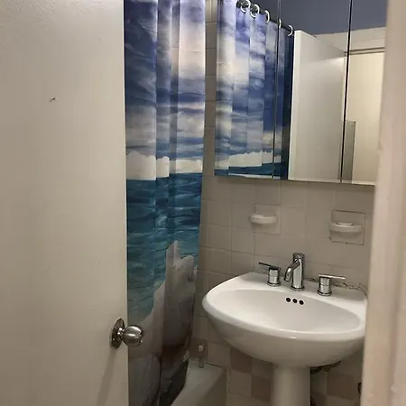 Apartment Beautiful Private Short Ride To Midtown