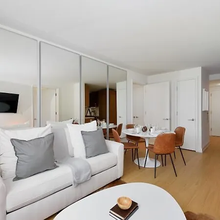 Midtown East Two Bedroom Two Bath * New York