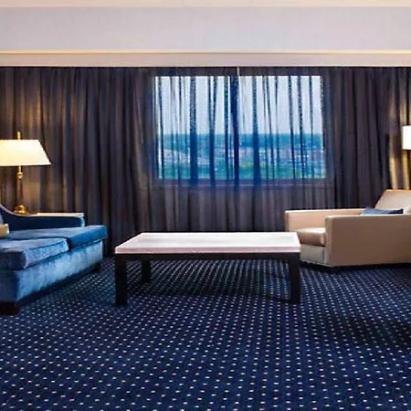 Courtyard By Marriott Jfk Airport
