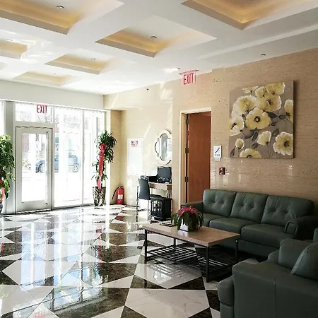Wyndham Garden Fresh Meadows Flushing Hotel 3*