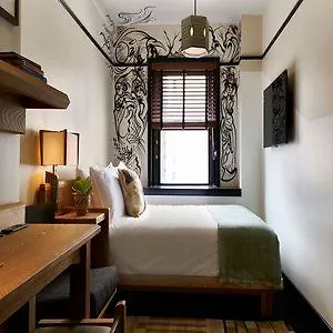 Hotel Freehand