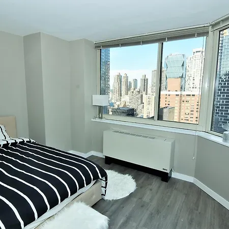 Amazing 2 Bedroom Near Time Square New York