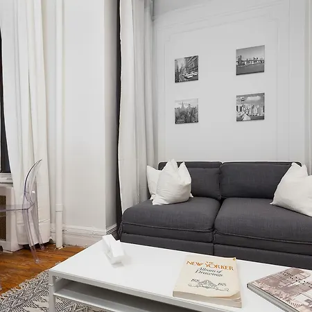 Beautiful Manhattan Apartment *