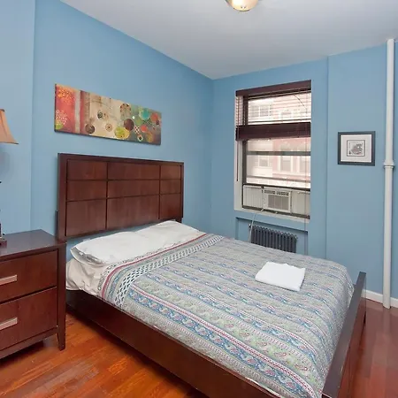 Upper East Suites *