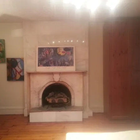 Private Brownstone Apartment