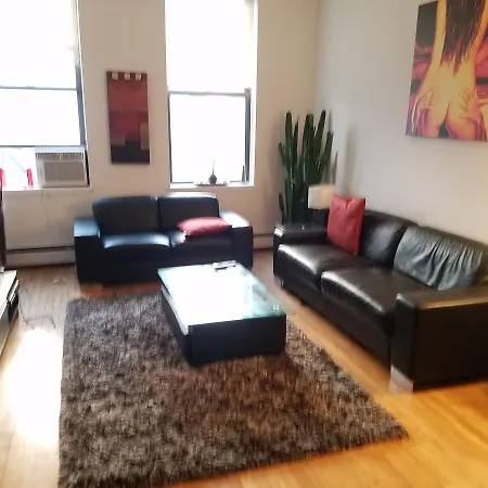 Posh Spacious 1 Bedroom In Prime Soho Apartment *