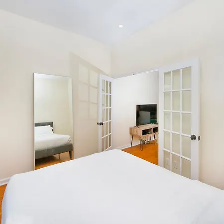 Apartment Novo151 2d New York