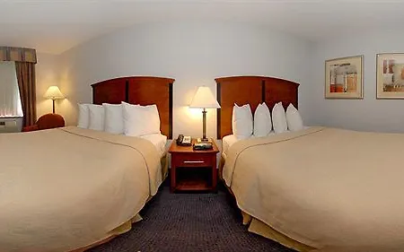 Quality Long Island - Queensboro Bridge Hotel