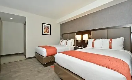 Hotel New York-jfk Airport Area, An Ihg New York
