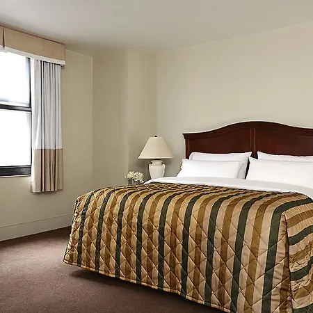 Pennsylvania Hotel 3*