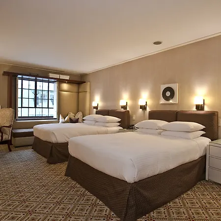 Club Hotel 4*