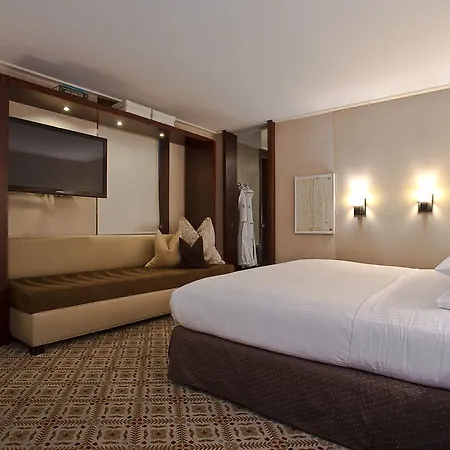 Hotel Club