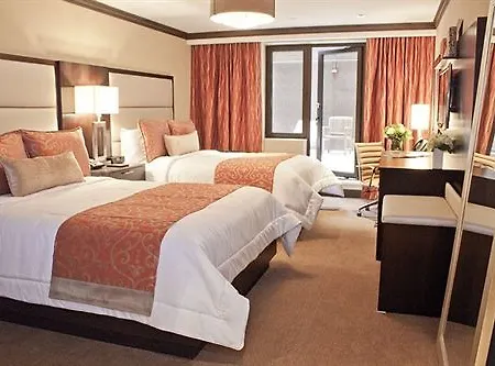 Hotel The Pearl 4*