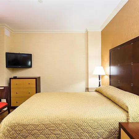 Aparthotel Radio 3*