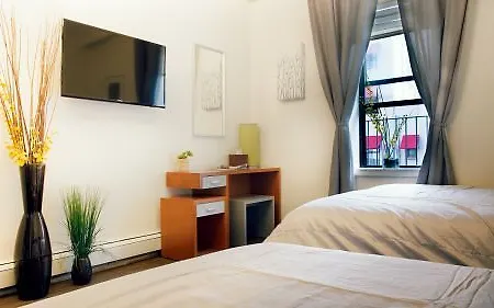 Midtown West Hotel 3*
