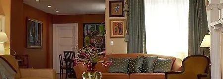 Candy Hill Harlem Bed & Breakfast 3*