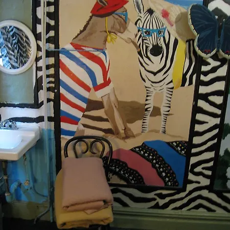 Hotel Carlton Arms 2*