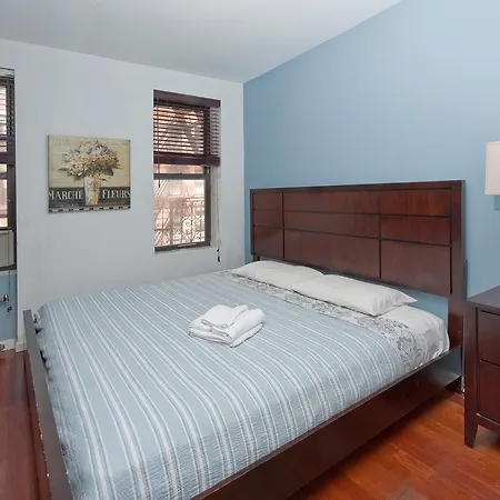 Upper East Suites *