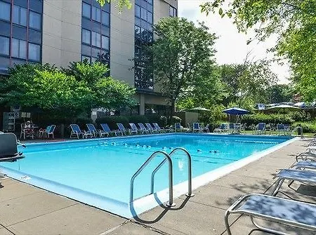 Courtyard By Marriott Laguardia Airport New York