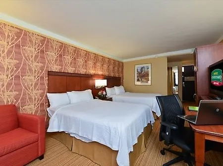 Hotel Courtyard By Marriott Laguardia Airport New York