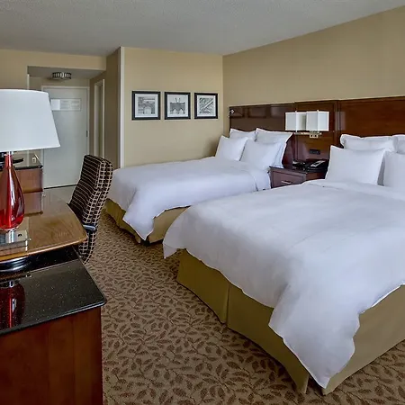 Laguardia Airport Marriott Hotel 4*
