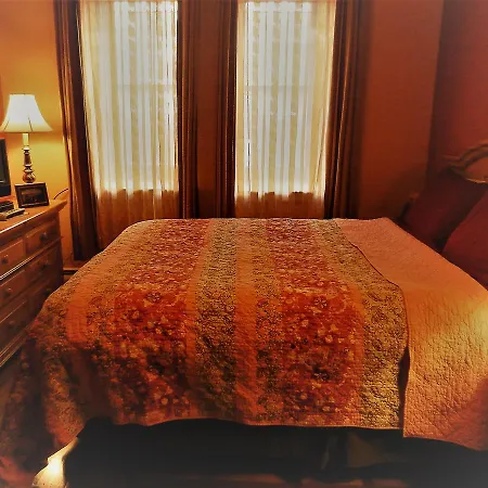 Guest house Efuru 3*