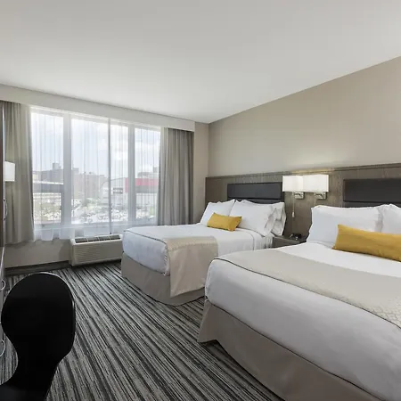Wyndham Garden Laguardia South Hotel New York
