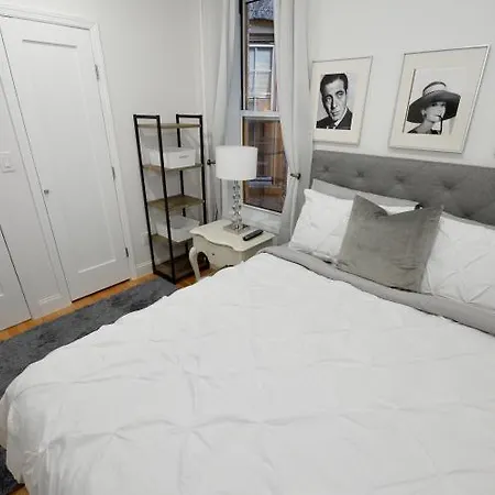 Midtown East Two Bedroom Apartment New York