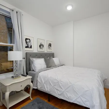 Midtown East Two Bedroom Apartment New York