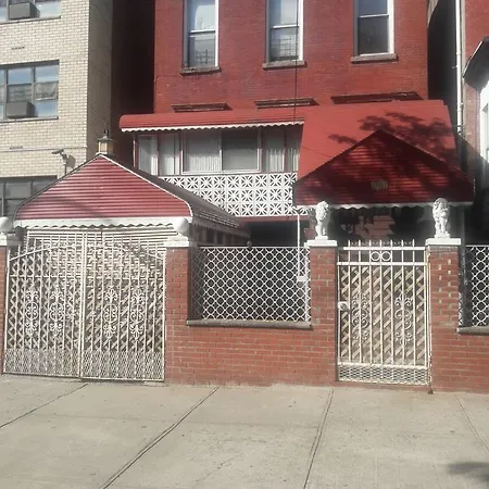 Apartment Brooklyn Tourists Haven *