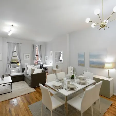 Hell's Kitchen Two Bedroom Apt Apartment New York