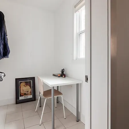 The Brooklyn House By Living Lab Guest house