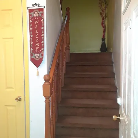 Apartment Charming Park Place Townhouse New York