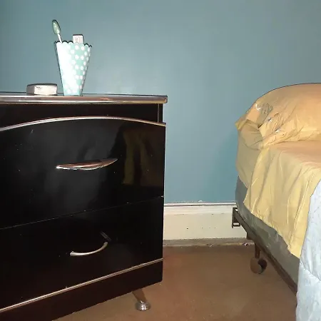 Charming Park Place Townhouse Apartment New York
