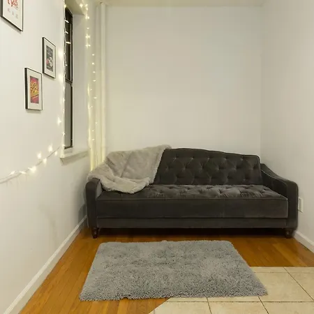 Cosy 1 Bed Midtown West Near Hell's Kitchen & Macy's Apartment New York