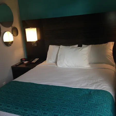 Rockaway Hotel 3*