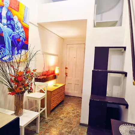 Chelsea Art Hostel