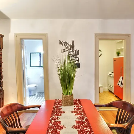 Chelsea Art Hostel New York