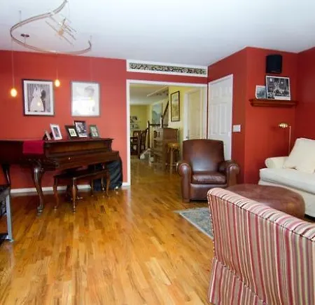Huge Harlem Townhouse Apartment