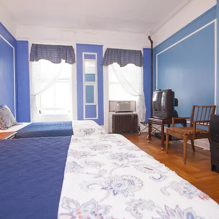 Saint Nicholas Bed & Breakfast 3*