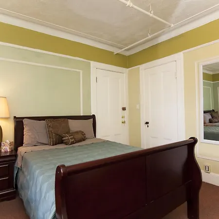Saint Nicholas Bed & Breakfast