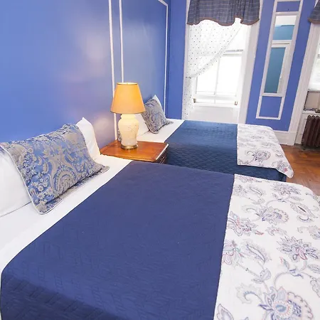 Saint Nicholas Bed & Breakfast 3*