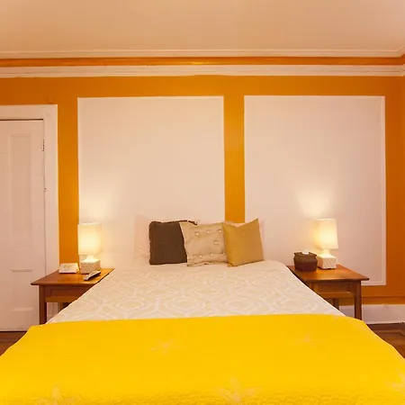 Saint Nicholas Bed & Breakfast 3*